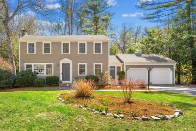 /international/us/13-mohegan-road-acton-ma-110107313268/