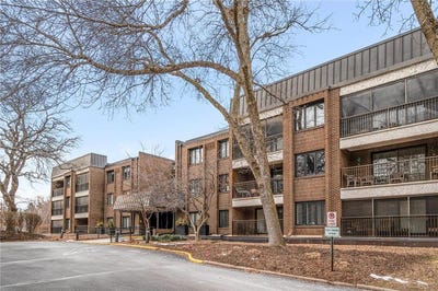 /international/us/3412-oak-ridge-road-minnetonka-mn-110106818537/