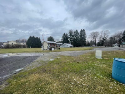 /international/us/2-island-avenue-buckhannon-wv-110082050717/