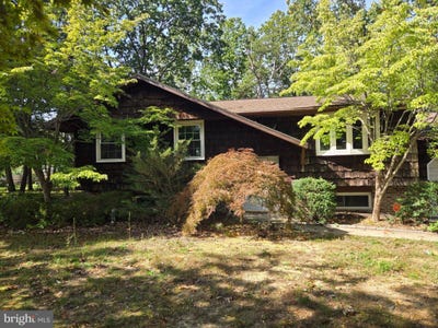 /international/us/21-oak-court-west-berlin-nj-110120485775/