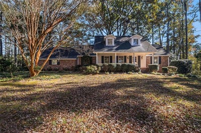 /international/us/2437-cardinal-way-tucker-ga-110103523472/