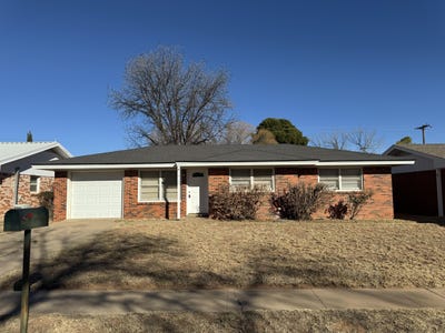 /international/us/413-e-elm-street-denver-city-tx-110104544623/