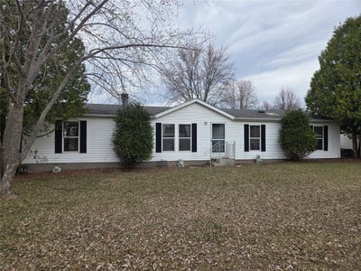 /international/us/3723-132nd-street-chippewa-falls-wi-110107783317/