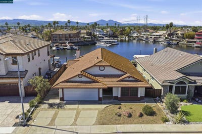 /international/us/2008-windward-pt-discovery-bay-ca-110106586975/