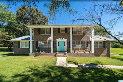 /international/us/411-collum-street-jemison-al-110120486184/