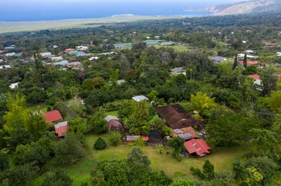/international/us/83-1064-honaunau-school-rd-captain-cook-hi-110093537227/