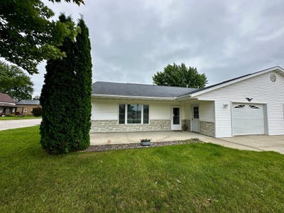 /international/us/305-e-fillmore-mabel-mn-110108915705/