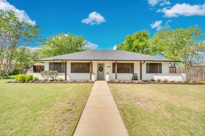 /international/us/106-hillcrest-drive-midlothian-tx-110107227965/