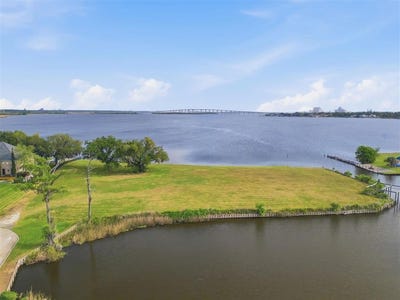 /international/us/4733-e-cypress-landing-drive-lot-2-lake-charles-la-110120043137/