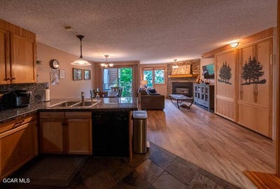 /international/us/313-iron-horse-way-winter-park-co-110108665223/