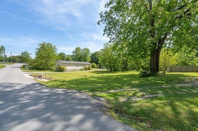 /international/us/fisher-ave-smithville-tn-110107879913/
