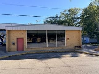 /international/us/111-w-beers-st-poplarville-ms-110103322266/
