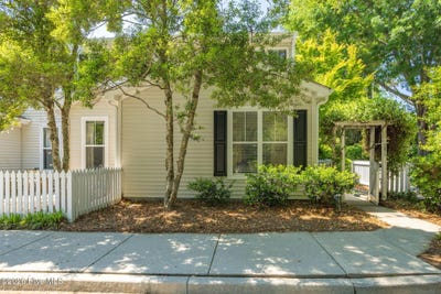 /international/us/5813-wrightsville-avenue-wilmington-nc-110107653105/