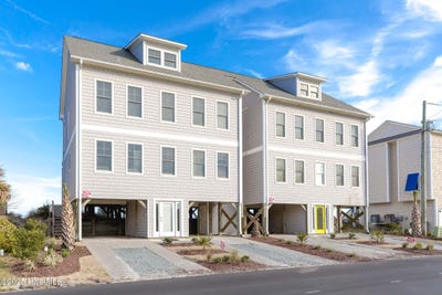 /international/us/2216-s-shore-drive-surf-city-nc-110098403134/