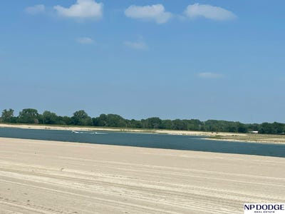 /international/us/1701-miles-drive-norfolk-ne-110099789895/?lang=zh-tw