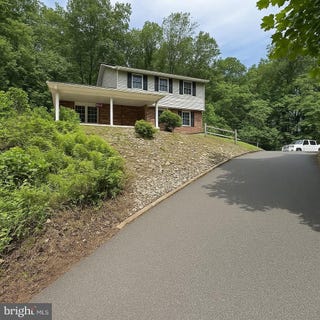 /international/us/232-turkey-hill-road-bloomsbury-nj-110101199615/