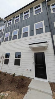 /international/us/2552-olive-chapel-road-apex-nc-110105116850/