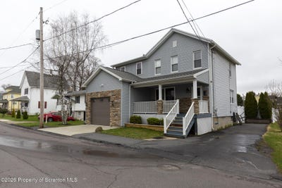 /international/us/3245-cedar-avenue-scranton-pa-110106981881/
