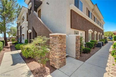 /international/us/9303-gilcrease-avenue-las-vegas-nv-110100001916/