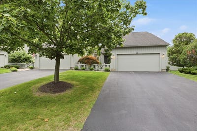 /international/us/48-winding-creek-lane-rochester-ny-110109793838/