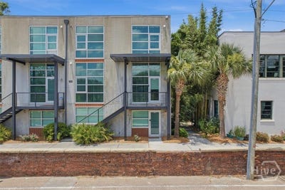 /international/us/536-selma-street-savannah-ga-110109115274/