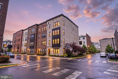 /international/us/7538-sawyer-farm-way-mclean-va-110108016945/