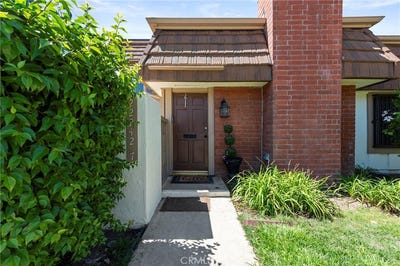 /international/us/22242-germain-st-chatsworth-ca-110119495520/