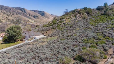 /international/us/cumberland-road-tehachapi-ca-110108437146/