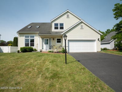 /international/us/23-rockefeller-blvd-east-greenbush-ny-110099968557/