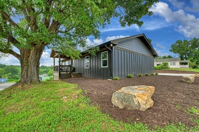 /international/us/37-hill-street-blue-ridge-ga-110100781048/
