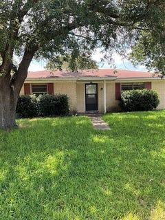 /international/us/303-s-hall-street-fairfield-tx-110101363654/