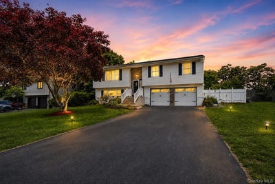 /international/us/15-guernsey-drive-new-windsor-ny-110108907035/