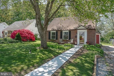 /international/us/26-union-street-west-norriton-pa-110107841582/
