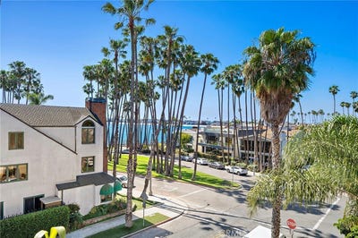 /international/us/5959-e-naples-plaza-long-beach-ca-110106354752/