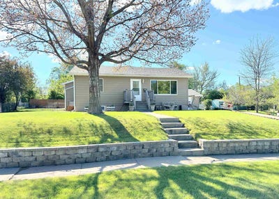 /international/us/2038-12th-avenue-belle-fourche-sd-110107465935/