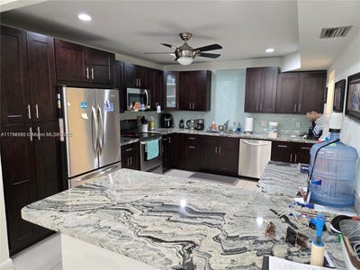 /international/us/295-jacaranda-dr-plantation-fl-110099126843/