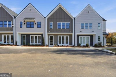 /international/us/329-orchid-street-braselton-ga-110104783095/