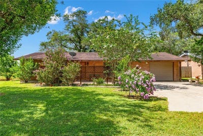 /international/us/639-sw-10th-st-premont-tx-110109163656/