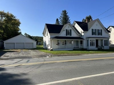 /international/us/32-park-street-colebrook-nh-110110268792/