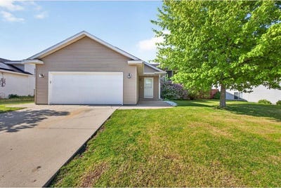 /international/us/5920-belfry-lane-nw-rochester-mn-110107928367/