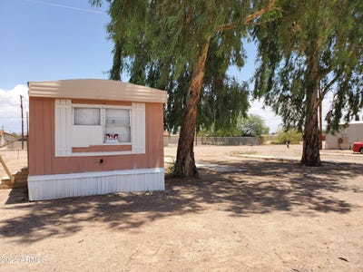 /international/us/799-w-battaglia-road-eloy-az-110100764213/