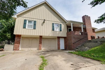 /international/us/1008-17th-street-blue-springs-mo-110108235802/