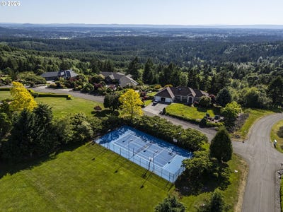/international/us/ne-245th-ct-brushprairie-wa-110109216373/