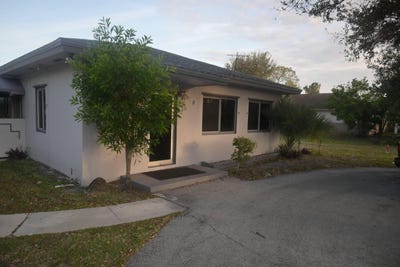 /international/us/111-sw-10th-avenue-delray-beach-fl-110107348644/