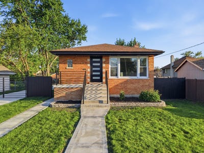 /international/us/5733-w-83rd-place-burbank-il-110107981789/