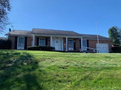 /international/us/250-marker-drive-somerset-pa-110120155976/