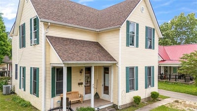 /international/us/111-w-walnut-street-north-vernon-in-110108252705/