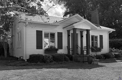 /international/us/403-howell-street-thomaston-ga-110120420388/