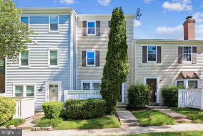 /international/us/11467-appledowre-way-germantown-md-110108540059/