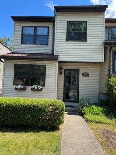 /international/us/107-sterling-place-highland-ny-110108614125/
